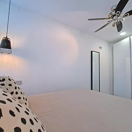 Apt. Colina De Mar- Coastal Retreat Near The *