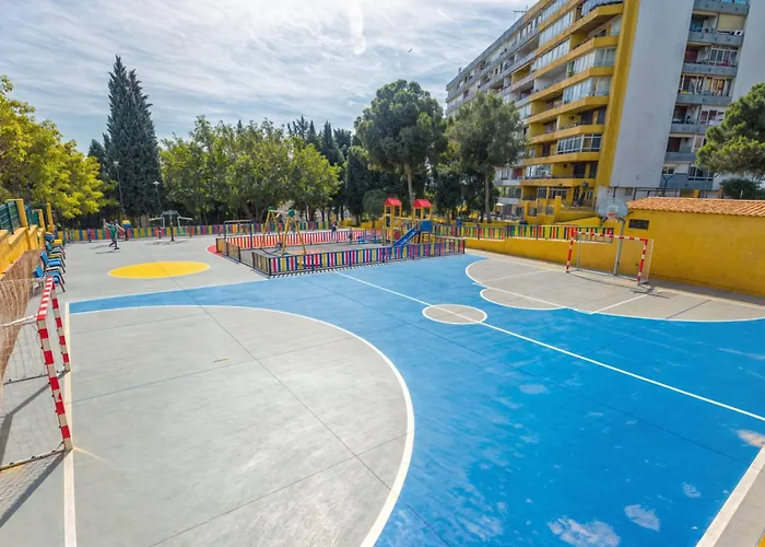 Apt. Colina De Mar- Coastal Retreat Near The