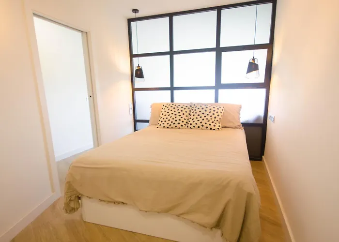 Apt. Colina De Mar- Coastal Retreat Near The