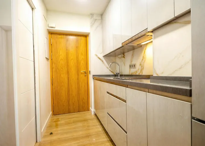 Apt. Colina De Mar- Coastal Retreat Near The Torremolinos