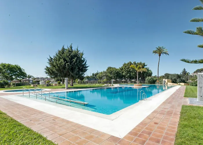 Apt. Colina De Mar- Coastal Retreat Near The *