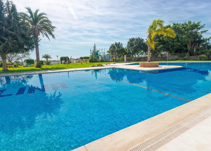 Apt. Colina De Mar- Coastal Retreat Near The *